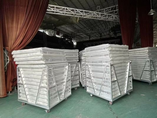 Evento sicuro e confortevole con LEDIKA Crowd Control Barrier Perfect